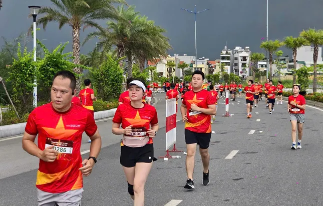 Hàng nghìn cán bộ, chiến sĩ Công an tỉnh Quảng Ninh chạy vì cộng đồng không ma tuý ảnh 2