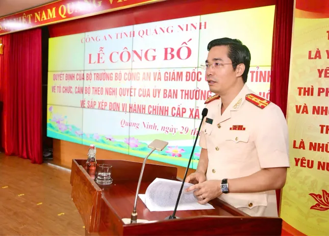 Công bố các quyết định của Bộ trưởng Công an và Giám đốc Công an tỉnh Quảng Ninh về công tác cán bộ ảnh 1