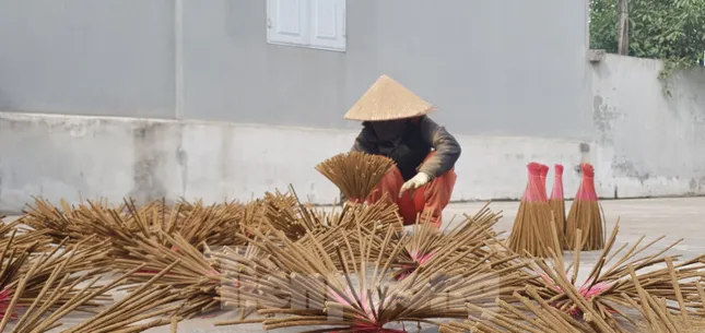 Thăm làng nghề làm hương thủ công nổi tiếng ở Hải Phòng ảnh 1