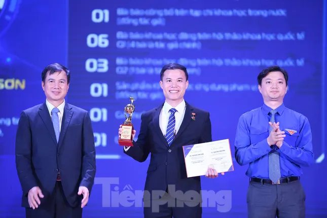 Giới thiệu tài năng trẻ tham gia xét chọn Giải thưởng Quả Cầu Vàng năm 2025 ảnh 1