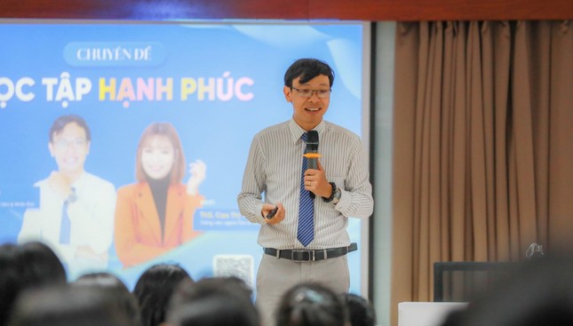 Vì sao giới trẻ sẵn sàng chi nhiều tiền để 'đập hộp túi mù' Baby Three? ảnh 2