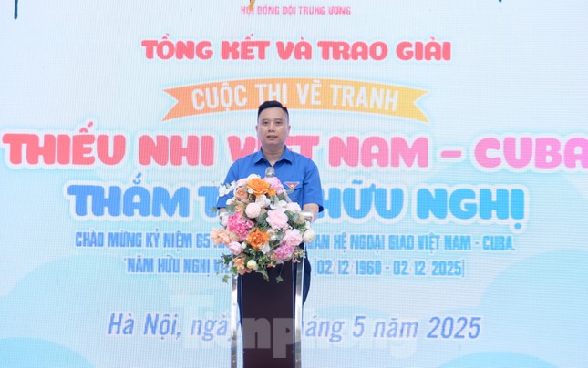 &apos;Cây cọ nhí&apos; giành giải Nhất vẽ tranh về tình hữu nghị Việt Nam - Cuba ảnh 1