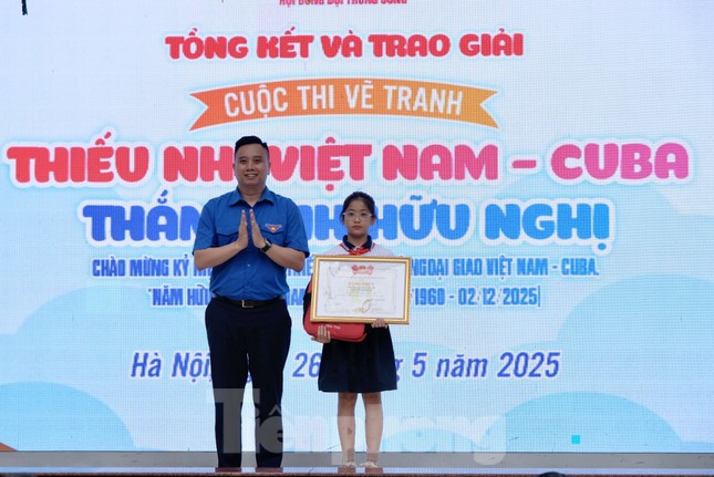 &apos;Cây cọ nhí&apos; giành giải Nhất vẽ tranh về tình hữu nghị Việt Nam - Cuba ảnh 6