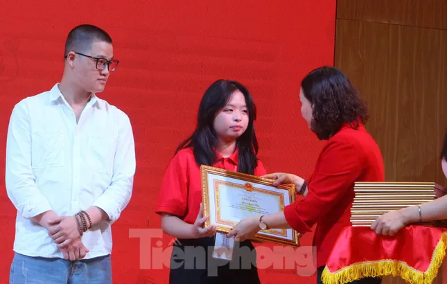 Nhiều bạn trẻ Gen Z được vinh danh người hiến máu tiêu biểu năm 2025 ảnh 4