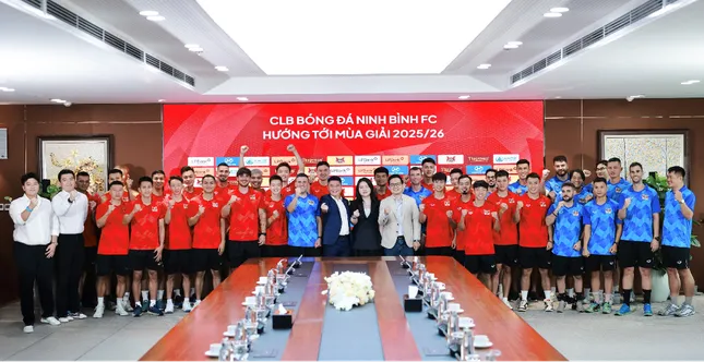 Ninh Bình FC bổ nhiệm HLV Gerard Albadalejo cho mùa giải 2025/26 ảnh 3