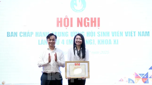 Ra mắt Phó Chủ tịch Trung ương Hội Sinh viên Việt Nam khóa XI ảnh 6
