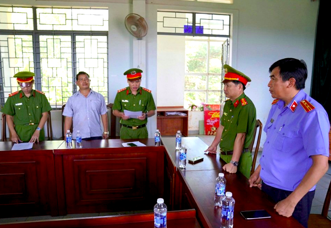 Một chủ tịch xã ở Gia Lai bị khởi tố ảnh 1