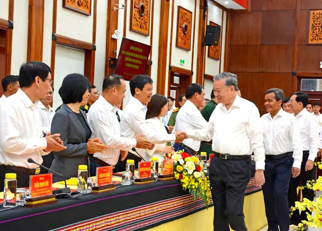 Tổng Bí thư Tô Lâm: Tạo dựng văn hóa công vụ phụng sự, lấy hiệu quả phục vụ nhân dân làm thước đo ảnh 2