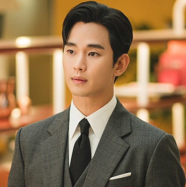 Tình trạng đáng lo ngại của Kim Soo Hyun ảnh 2