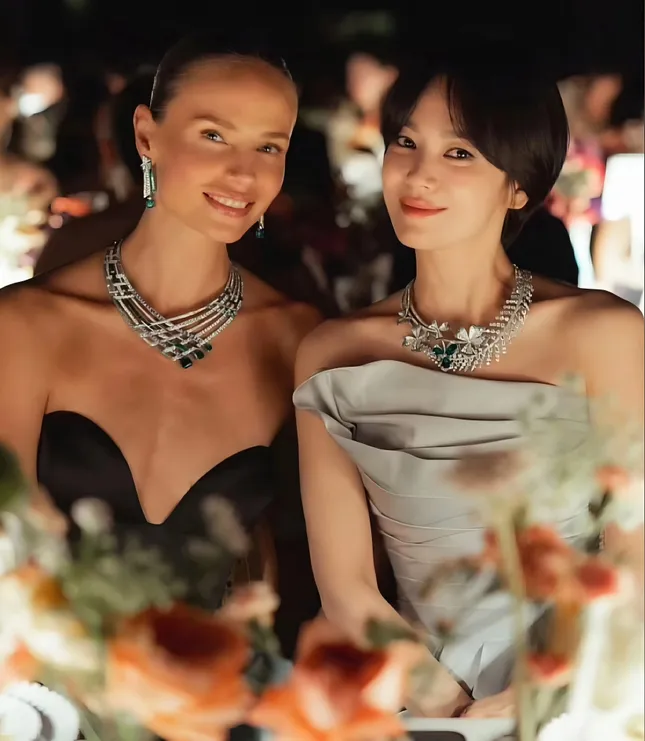 Bức ảnh gây tranh cãi của Song Hye Kyo ảnh 2