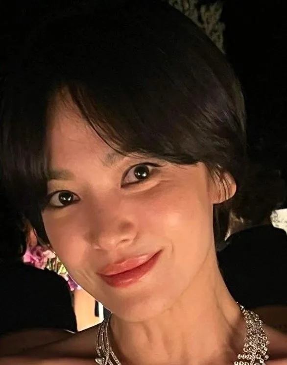 Bức ảnh gây tranh cãi của Song Hye Kyo ảnh 1