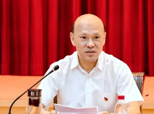 Tiêu Chiến, Vương Nhất Bác bị vạ lây ảnh 1