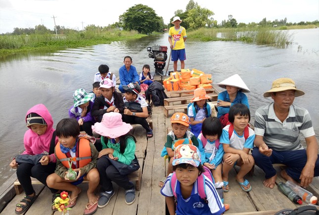 Mưu sinh đầu nguồn lũ ảnh 2