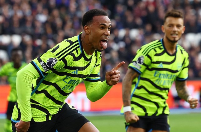 Arsenal thắng chật vật Wolves ảnh 18