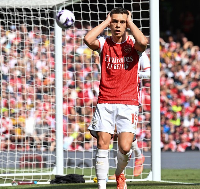 Liverpool 99% vô địch Ngoại hạng Anh sau cú ngã của Arsenal ảnh 2