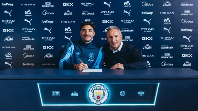 Man City chi 75 triệu euro đưa đồng đội của Salah về đá cặp với Haaland ảnh 1