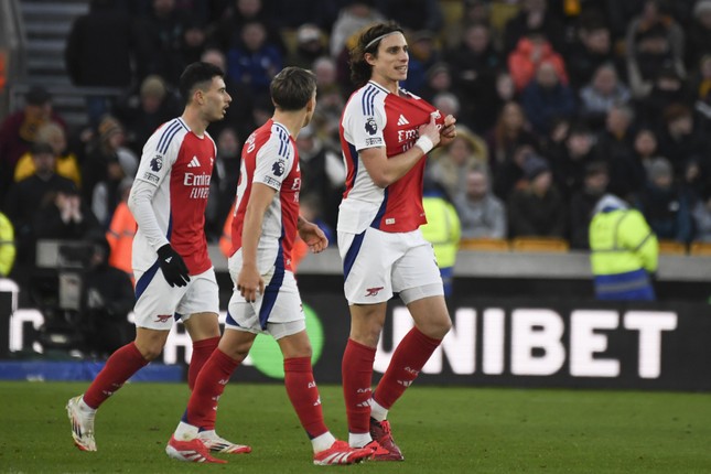 Arsenal thắng chật vật Wolves ảnh 3