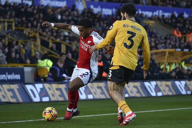 Arsenal thắng chật vật Wolves ảnh 13