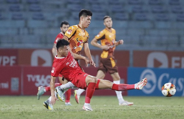 Đánh bại HAGL, Thể Công Viettel phả hơi nóng vào cuộc đua vô địch ảnh 30