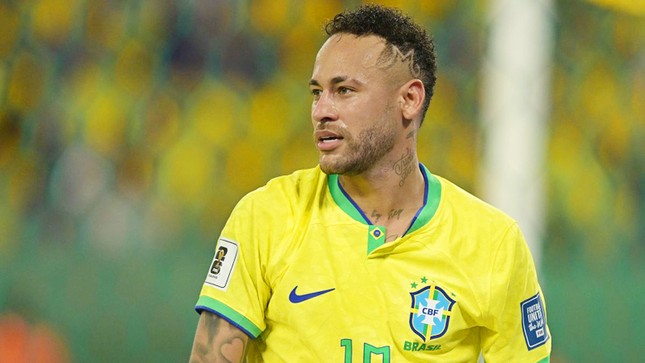 Vừa lên tuyển Brazil được vài ngày, Neymar lại bị gạch tên ảnh 1