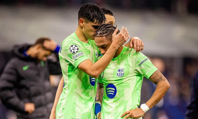 HLV Barca ấm ức vì thua trận, chỉ trích trọng tài thiên vị Inter trắng trợn ảnh 2