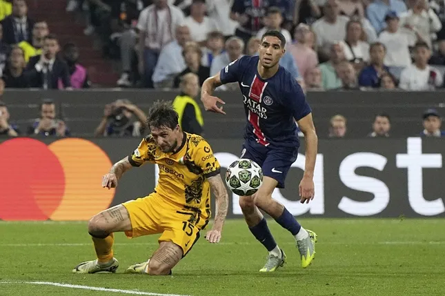 Chỉ... 1 CĐV đón Inter về nước sau thảm bại ở chung kết Champions League ảnh 2