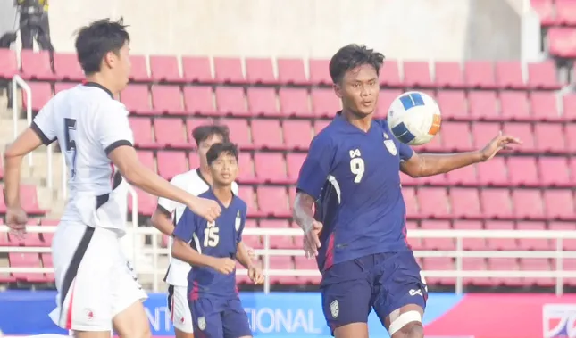Thái Lan thua trận thứ 6 liên tiếp, khủng hoảng phong độ trước vòng loại U23 châu Á và SEA Games 33 ảnh 1