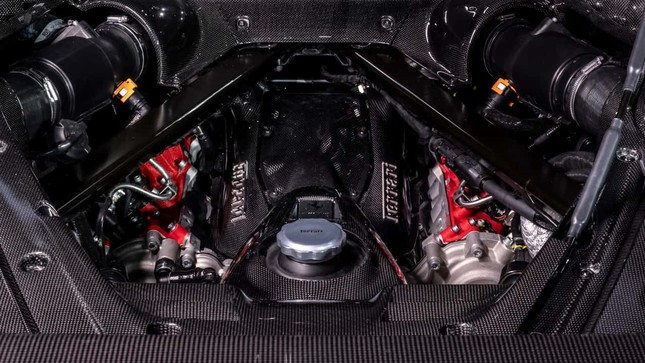 Chiêm ngưỡng siêu xe Ferrari SF90 XX Stradale đầu tiên được bàn giao ảnh 9