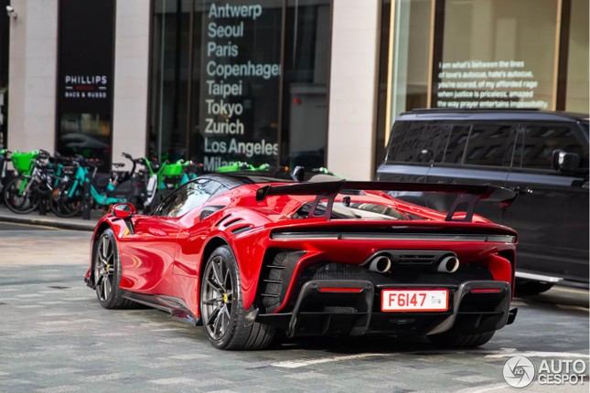 Chiêm ngưỡng siêu xe Ferrari SF90 XX Stradale đầu tiên được bàn giao ảnh 13