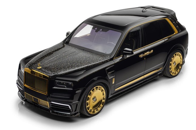 Chiêm ngưỡng siêu phẩm Rolls-Royce Cullinan bản độ dát vàng ảnh 8