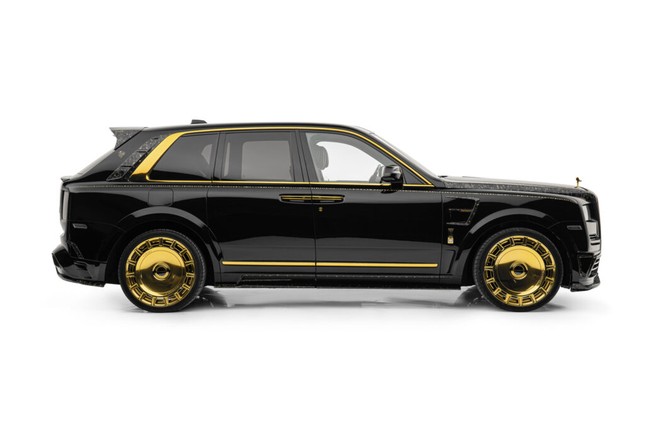 Chiêm ngưỡng siêu phẩm Rolls-Royce Cullinan bản độ dát vàng ảnh 10