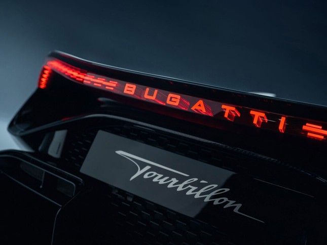 Chiêm ngưỡng siêu xe mới nhất của Bugatti, giới hạn chỉ 250 chiếc ảnh 24