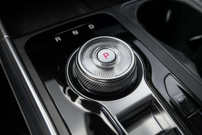 Kia Carnival 2025 có thêm bản hybrid ảnh 8