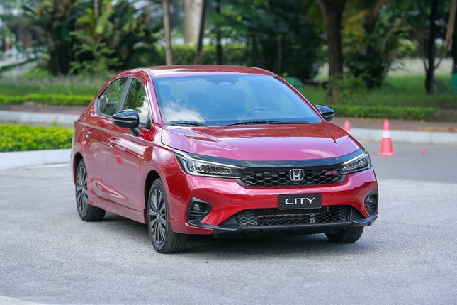 Thế 'kiềng 3 chân' ở phân khúc sedan hạng B ảnh 1