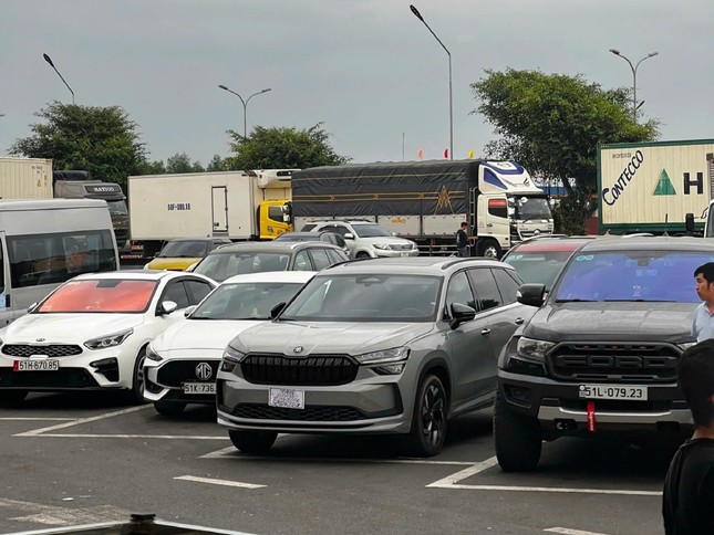 Ford Everest sắp có thêm đối thủ tại Việt Nam ảnh 1
