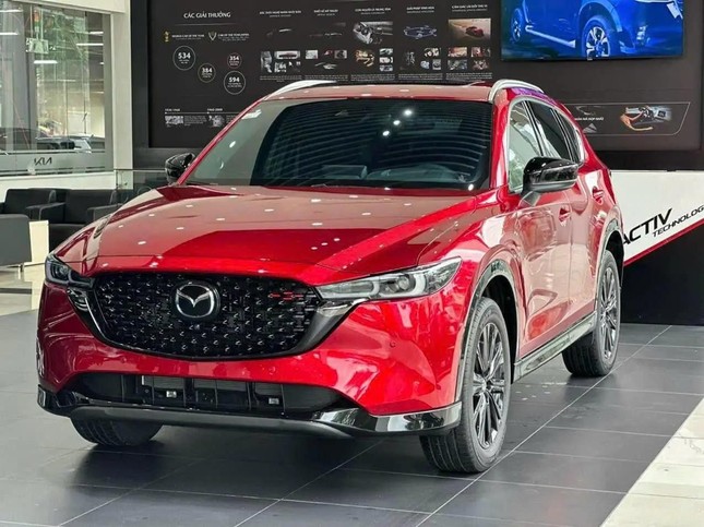 Mazda CX-5 sau giảm giá trở thành mẫu SUV hạng C rẻ nhất thị trường