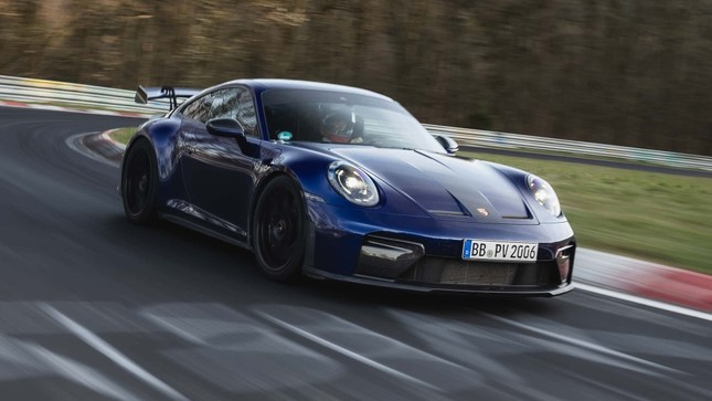 Porsche lập kỷ lục tốc độ mới tại trường đua Nurburgring ảnh 1