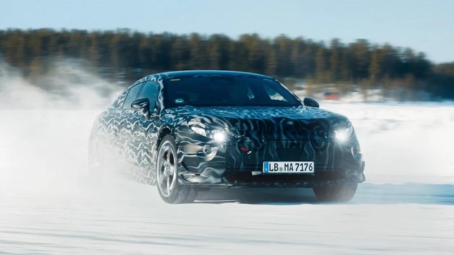 Siêu xe điện 1.000 mã lực cạnh tranh Porsche Taycan ảnh 4