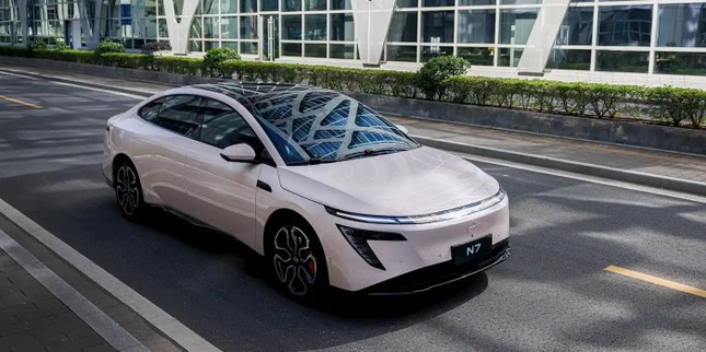 Nissan ra mắt xe điện giá rẻ ảnh 2