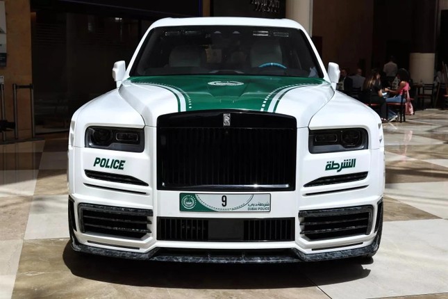 Dubai sử dụng Rolls-Royce Cullinan làm xe cảnh sát ảnh 4