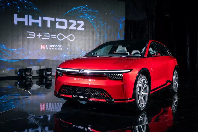 Mitsubishi tăng tốc trong cuộc đua xe điện ảnh 2