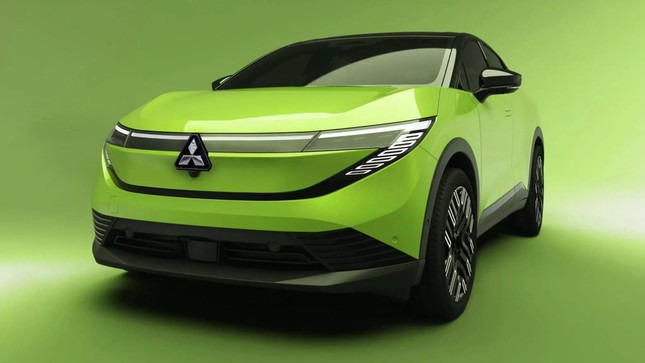 Mitsubishi tăng tốc trong cuộc đua xe điện ảnh 1