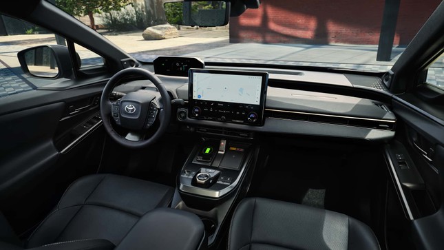 Toyota đổi tên mẫu xe điện chiến lược ảnh 3