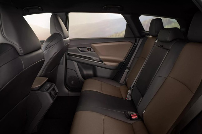 Toyota vén màn SUV điện off-road mới ảnh 9