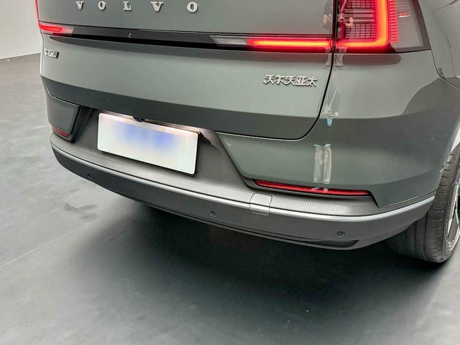 Ảnh thực tế mẫu SUV sắp được hồi sinh của Volvo ảnh 8