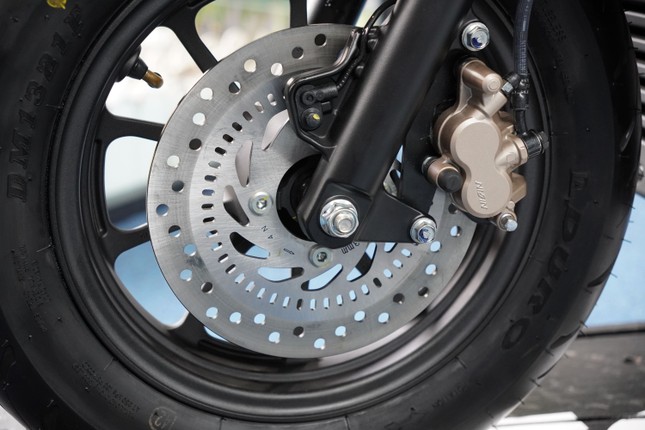 Xe tay ga hàng hiếm của Honda xuất hiện tại Việt Nam ảnh 9