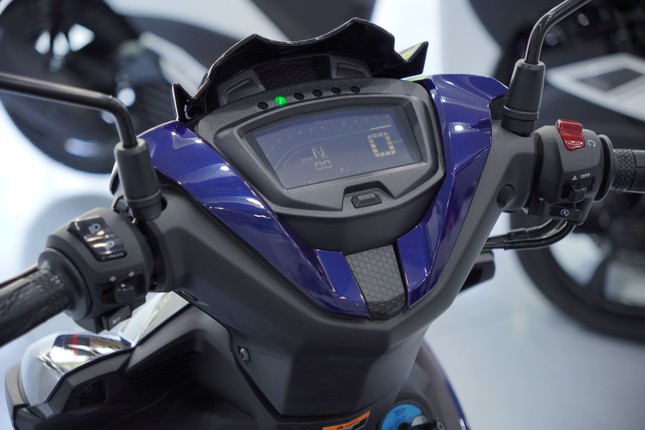 Bản đặc biệt của Yamaha Exciter xuất hiện tại Việt Nam ảnh 11