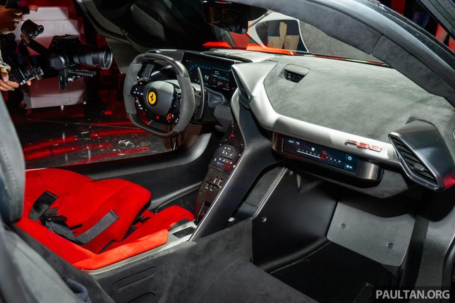 Siêu xe mạnh nhất của Ferrari được đăng ký kiểu dáng ở Việt Nam ảnh 6