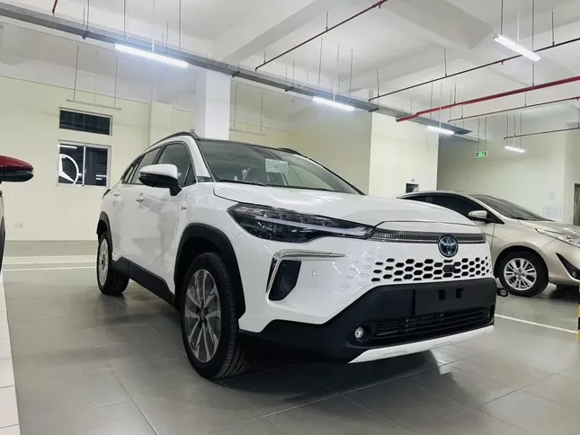 Top 10 ô tô bán chạy nhất tháng 5 tại Việt Nam ảnh 10