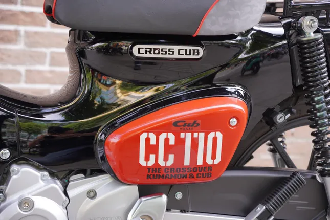 Honda Cross Cub bản giới hạn đầu tiên về Việt Nam ảnh 5